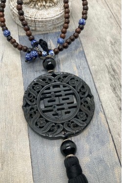 Collier mi-long d'inspiration asiatique avec belle pièce de jade Aniki Bijoux